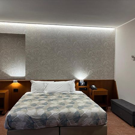 Villa Nasti Hotel Ristorante Canzo Εξωτερικό φωτογραφία